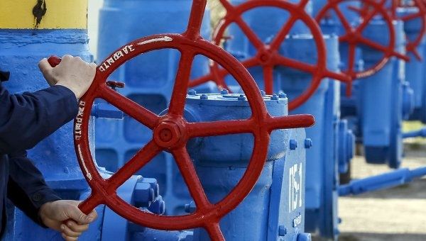 <br />
Золотая труба: почему Киев цепляется за российский газ<br />
