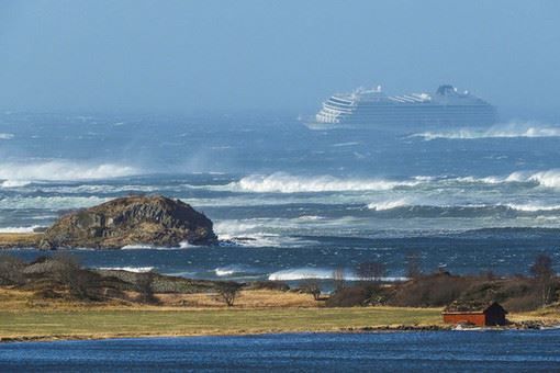 <br />
Второе судно за день терпит бедствие у берегов Норвегии<br />
