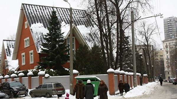 <br />
Частные дома в Москве подешевели на 11%<br />

